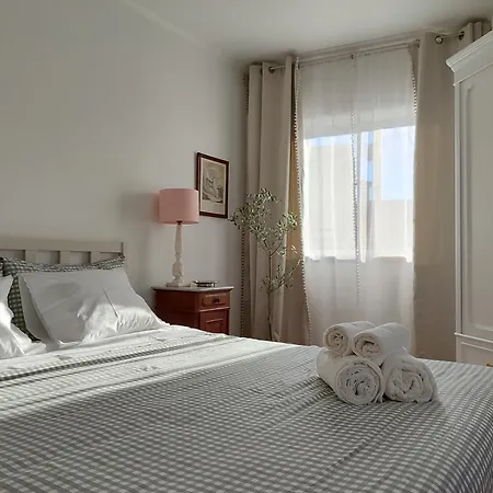 Casa Buganvilia - Near Of The Castle Penela