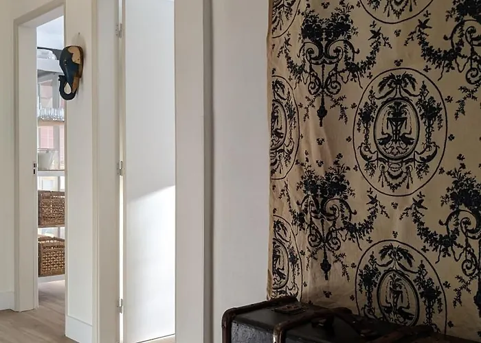 Casa Buganvilia - Near Of The Castle ホームステイ *