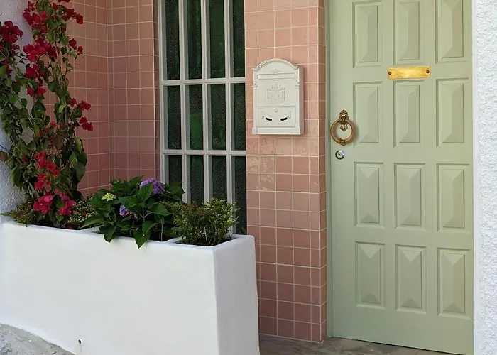 Casa Buganvilia - Near Of The Castle ホームステイ