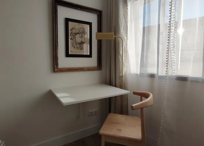 Casa Buganvilia - Near Of The Castle ペネラ