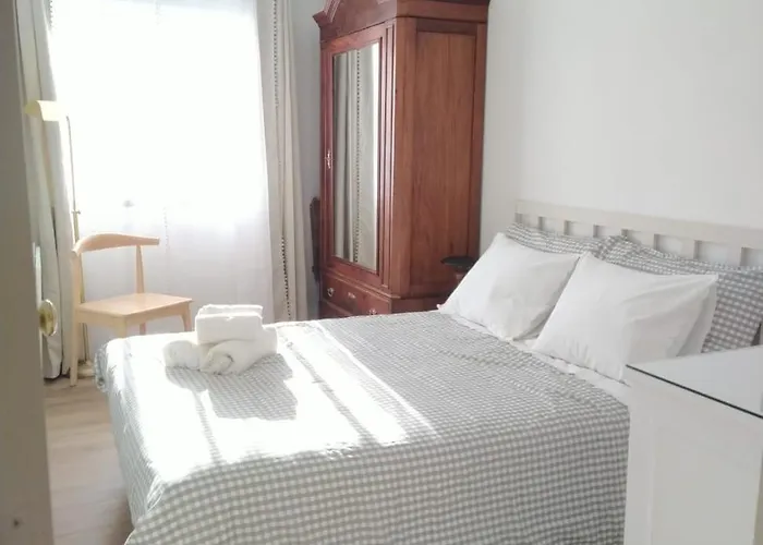 ホームステイ Casa Buganvilia - Near Of The Castle ペネラ